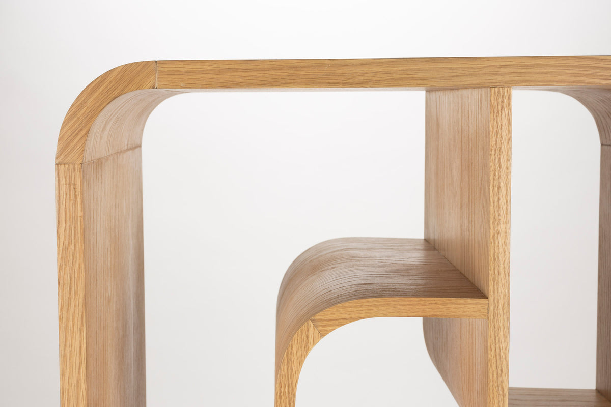Seven Regal Natur in Natur präsentiert im Onlineshop von KAQTU Design AG. Standregal ist von Zuiver