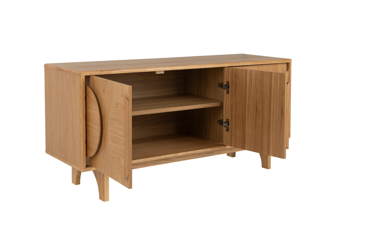 Sideboard Groove 3 Doors in Natur präsentiert im Onlineshop von KAQTU Design AG. Sideboard ist von Zuiver