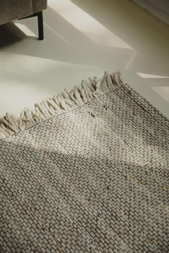 Carpet frills