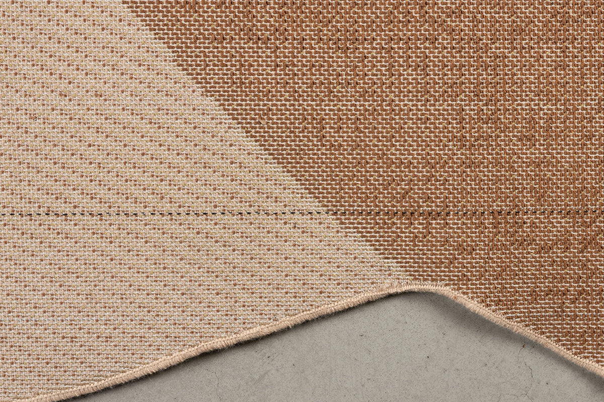 Teppich Phila in Braun präsentiert im Onlineshop von KAQTU Design AG. Teppich ist von Zuiver