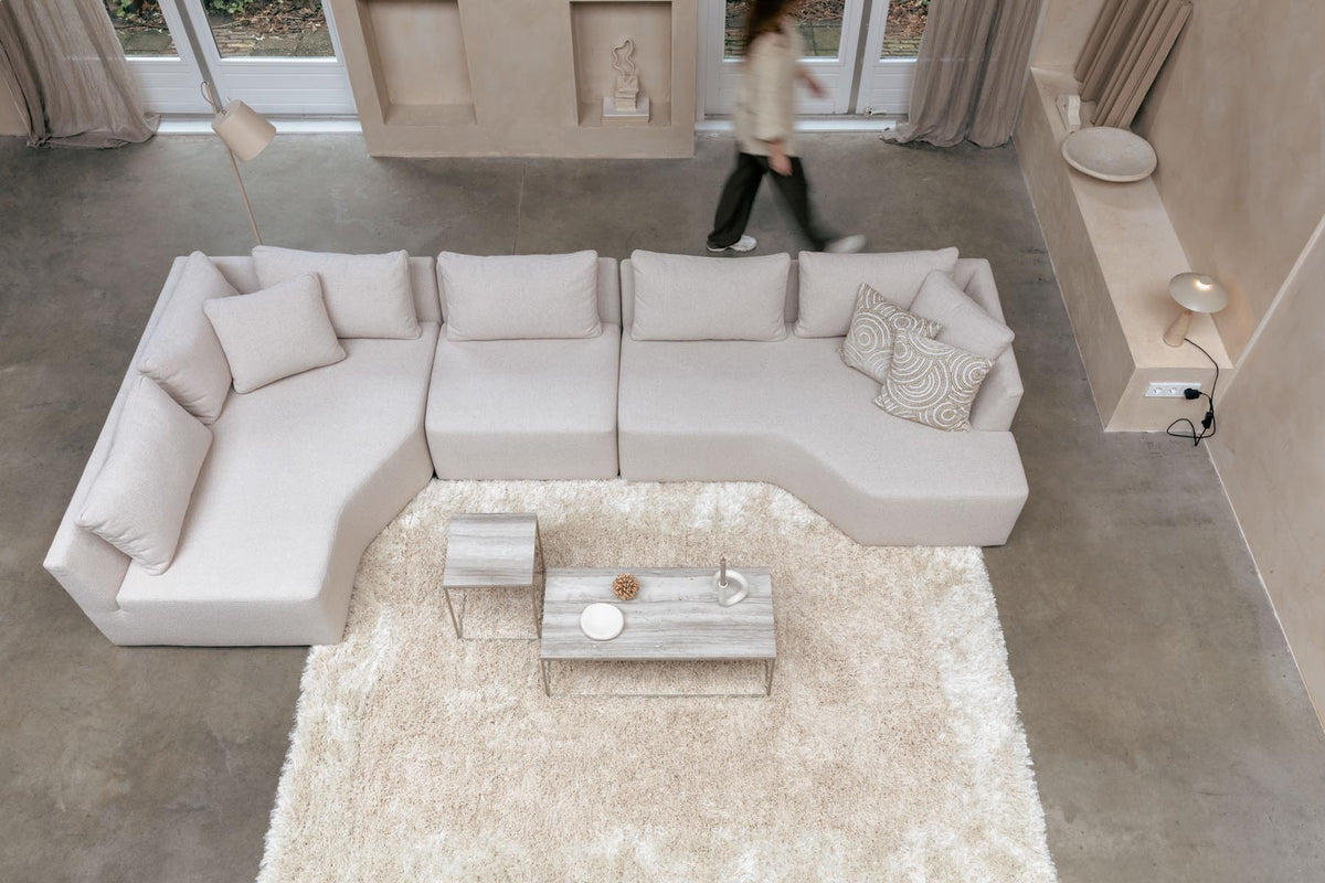 Curly Teppich 160x230 in beige präsentiert im Onlineshop von KAQTU Design AG. Teppich ist von Zuiver