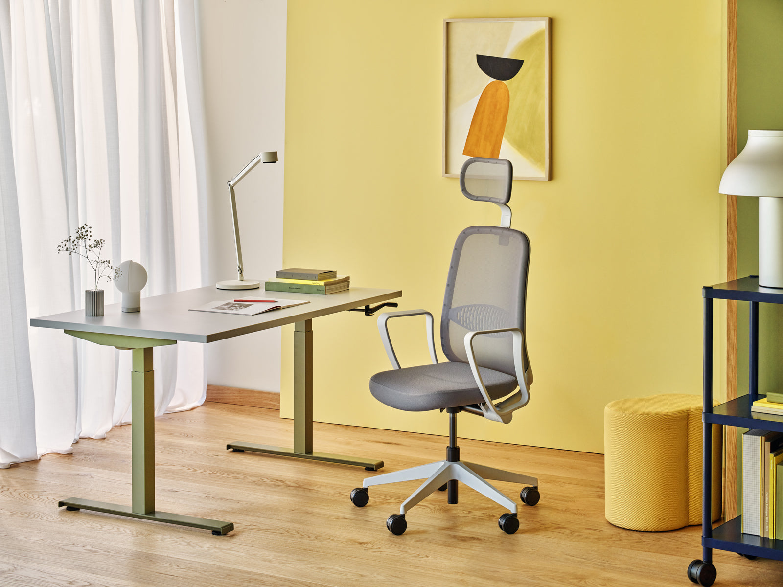 Astro ASR01 - Bürostuhl in  präsentiert im Onlineshop von KAQTU Design AG. Bürostuhl ist von Mdd