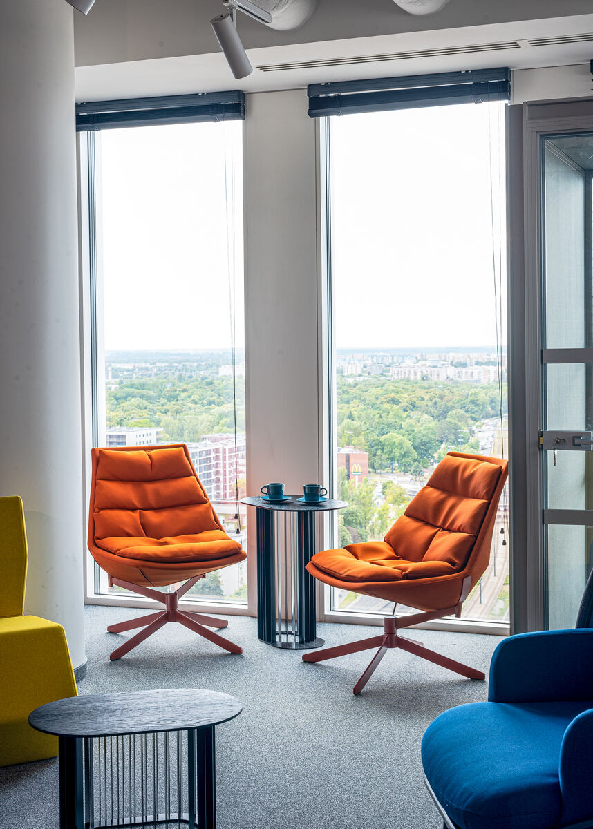 Roll RLS01 - Beistelltisch in Schwarz präsentiert im Onlineshop von KAQTU Design AG. Beistelltisch ist von Mdd
