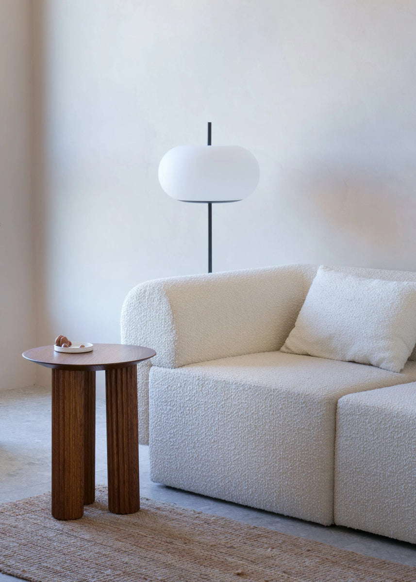 Filar FILR100 - Holz-Beistelltisch in Eiche Natur präsentiert im Onlineshop von KAQTU Design AG. Beistelltisch ist von Tamo