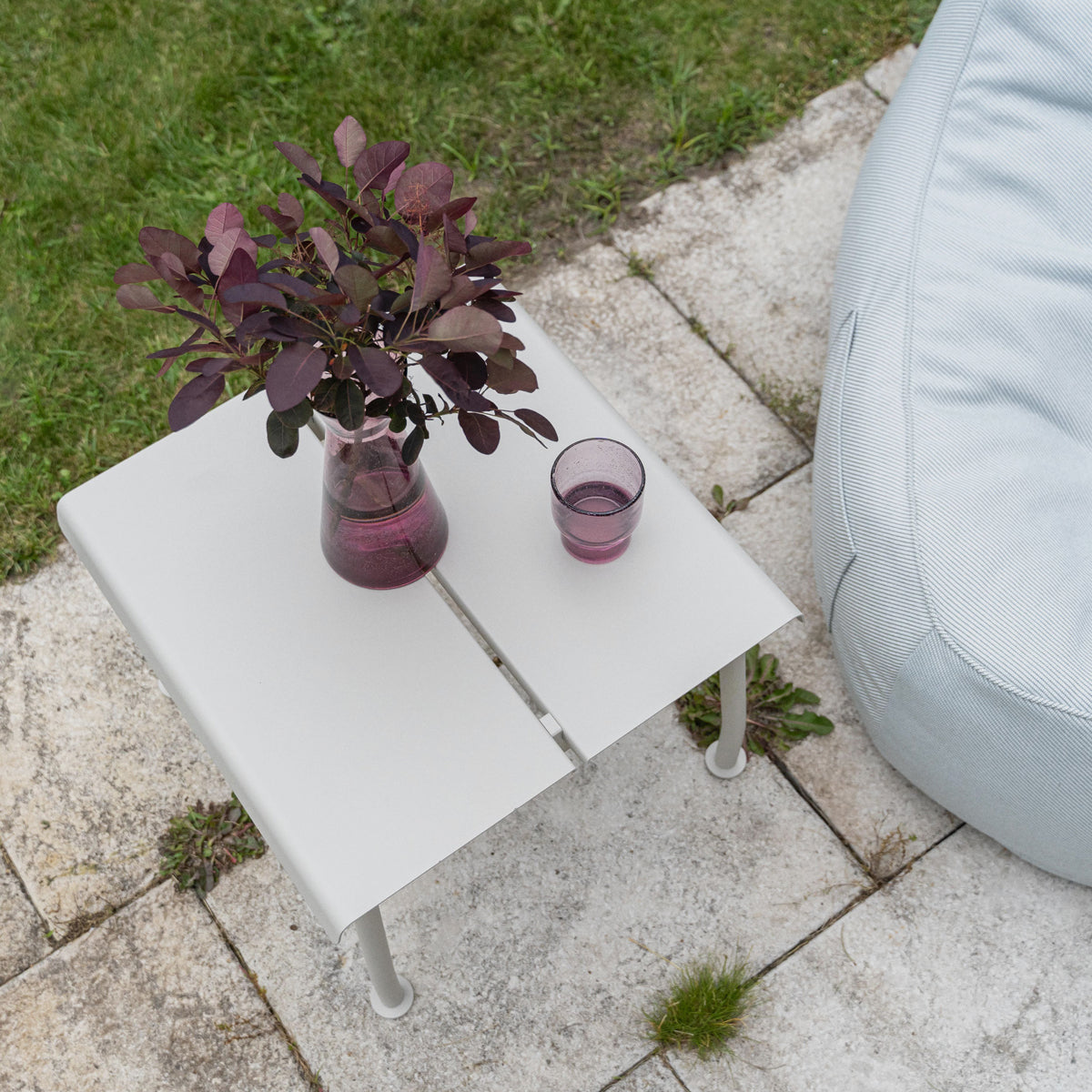 Flaner FLR07 - Beistelltisch in Türkis präsentiert im Onlineshop von KAQTU Design AG. Beistelltisch Outdoor ist von Mdd
