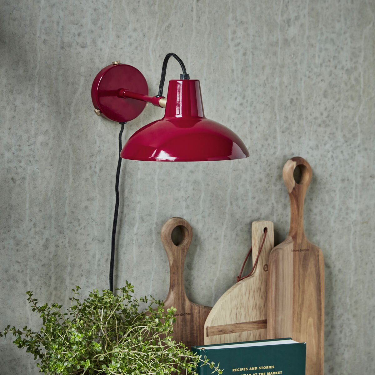 HDDesk von House Doctor: Industriell und Charaktervoll