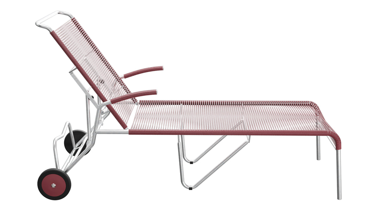 Säntis Spaghetti-Rollenliege in Bordeaux präsentiert im Onlineshop von KAQTU Design AG. Liegestuhl ist von Schaffner