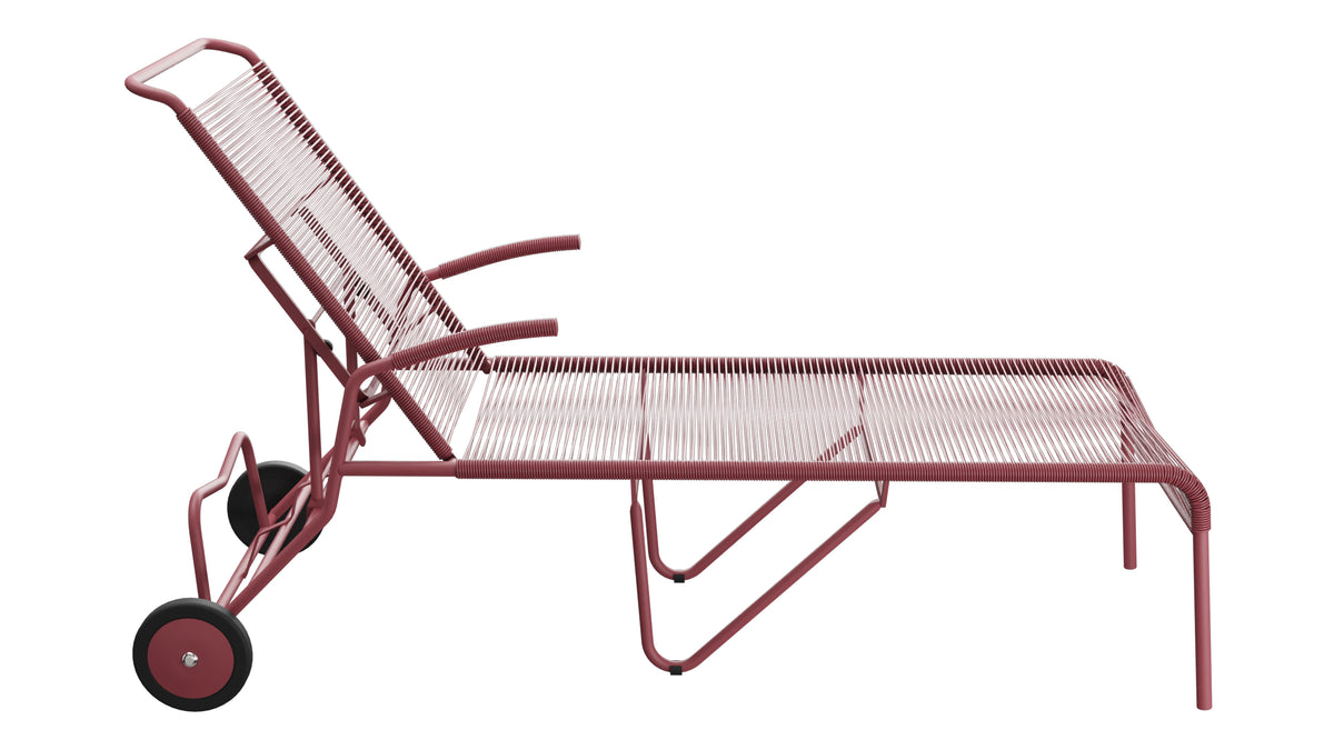 Säntis Spaghetti-Rollenliege in Bordeaux präsentiert im Onlineshop von KAQTU Design AG. Liegestuhl ist von Schaffner