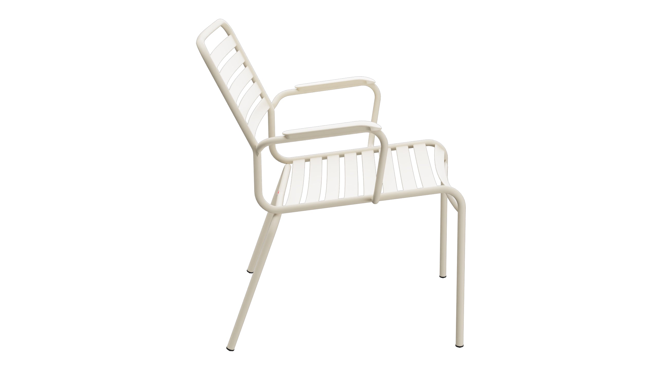 Rigi Lättli-Salonsessel mit Armlehne in Pastellsand präsentiert im Onlineshop von KAQTU Design AG. Gartenstuhl mit Armlehnen ist von Schaffner