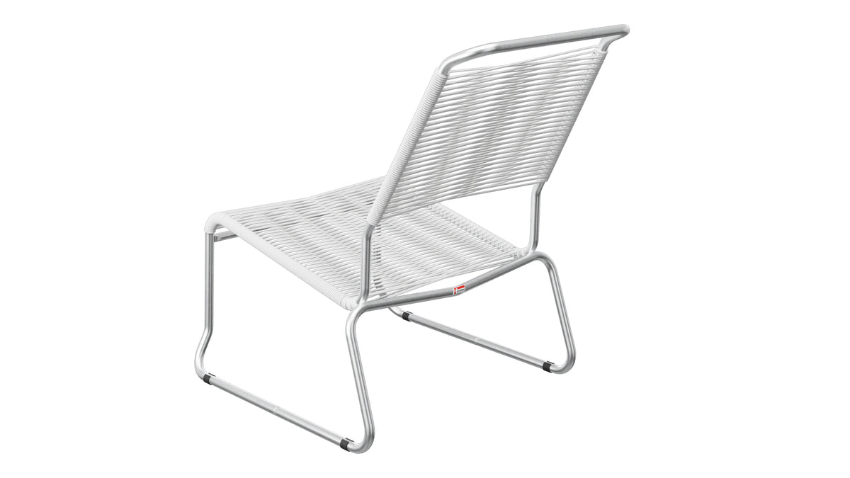Säntis Spaghetti-Lounger ohne Armlehne Hochlehner Kufen in Weiss präsentiert im Onlineshop von KAQTU Design AG. Outdoor-Sessel ist von Schaffner