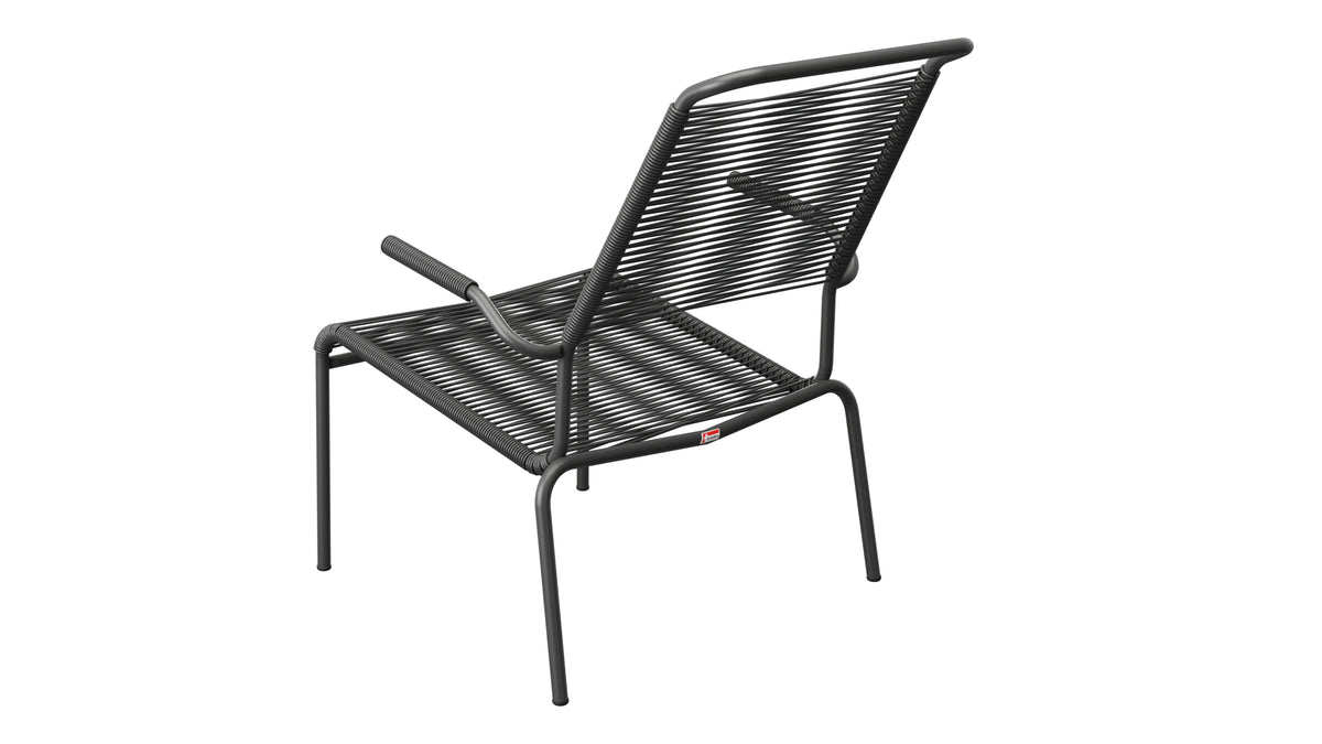 Säntis Lounger Spaghetti mit Armlehne Hochlehner in Anthrazit präsentiert im Onlineshop von KAQTU Design AG. Outdoor-Sessel mit Armlehnen ist von Schaffner