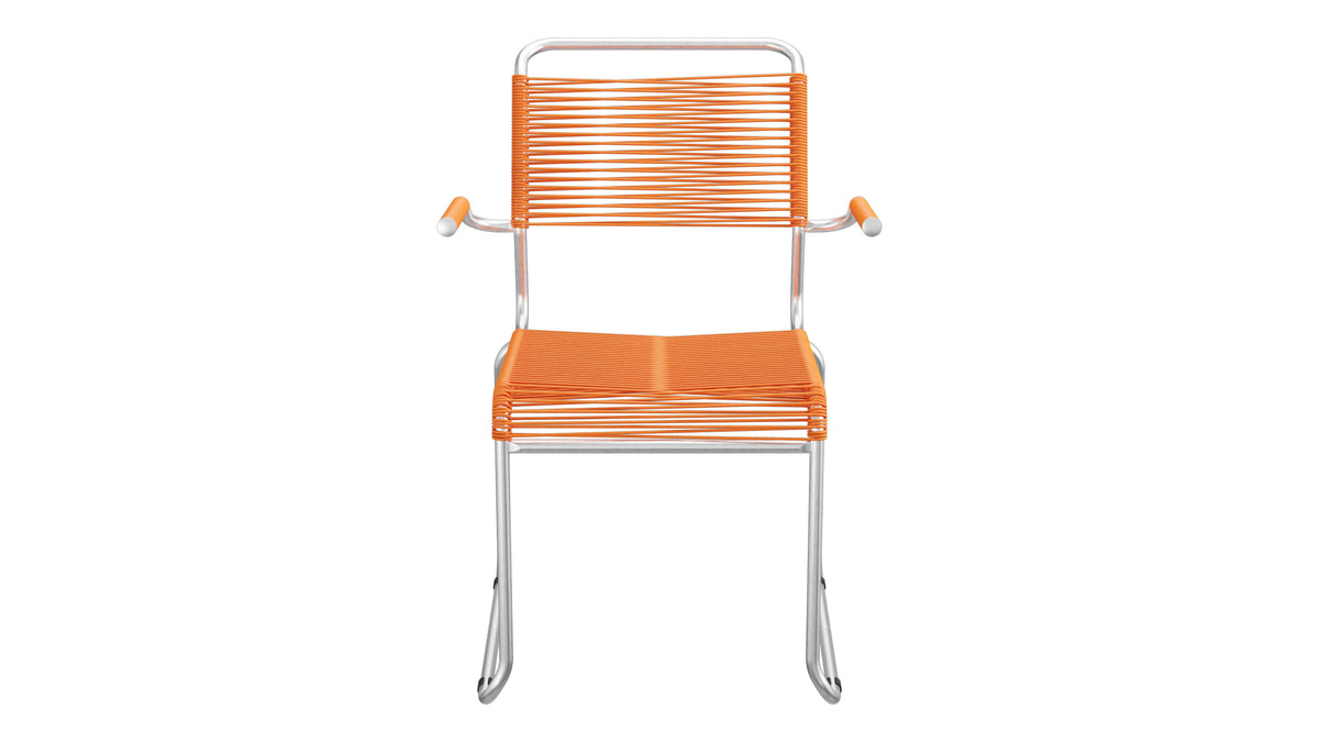 Säntis Spaghetti-Gartenstuhl mit Armlehne Kufen in Orange präsentiert im Onlineshop von KAQTU Design AG. Gartenstuhl mit Armlehnen ist von Schaffner