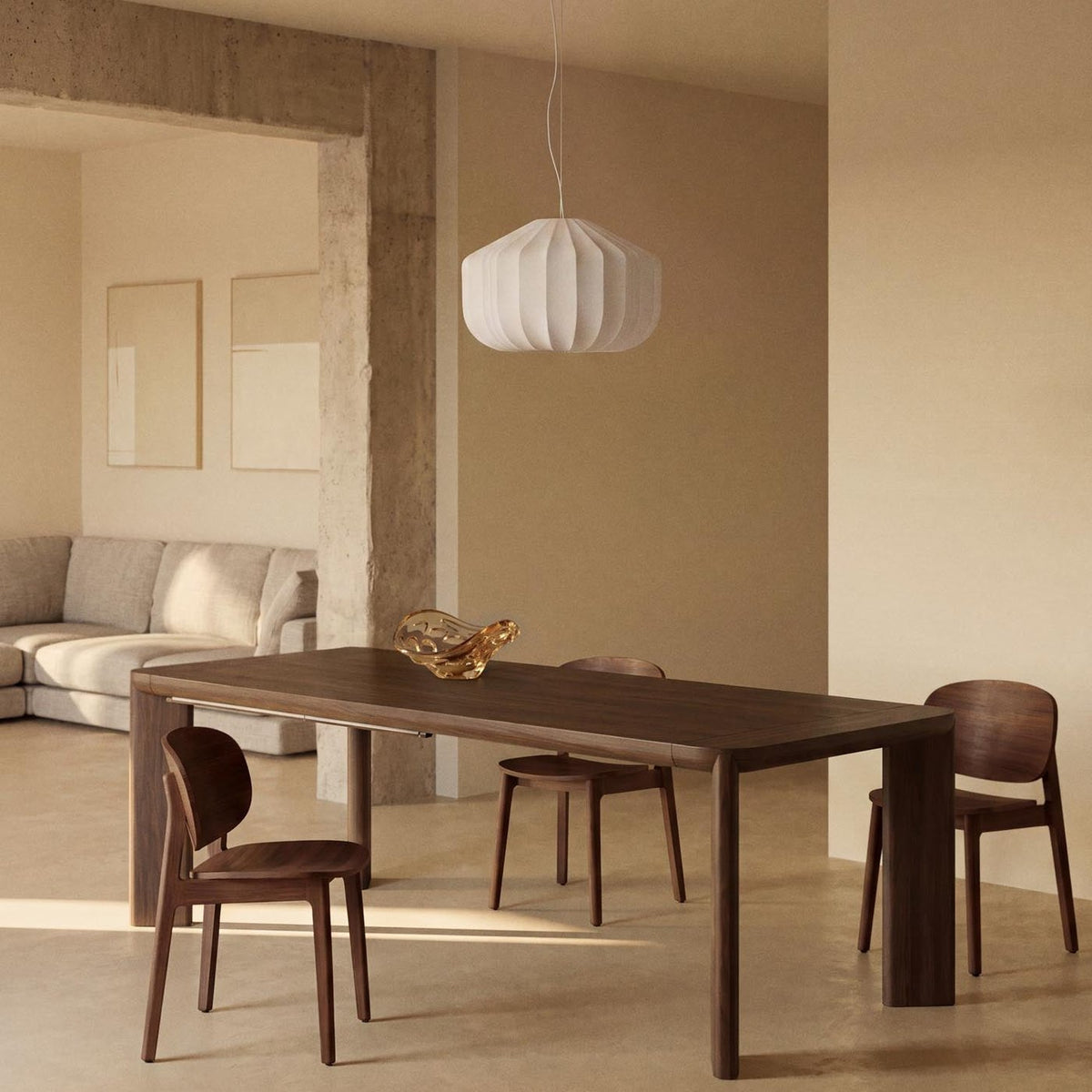Ludara von Kave Home: Geschwungen und warm
