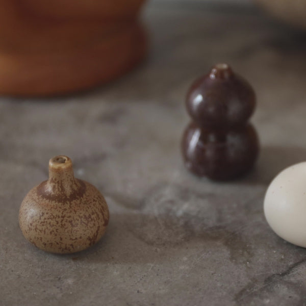 Produktvideo fermLIVING_ProductVideo_KomoMiniVases_600x600