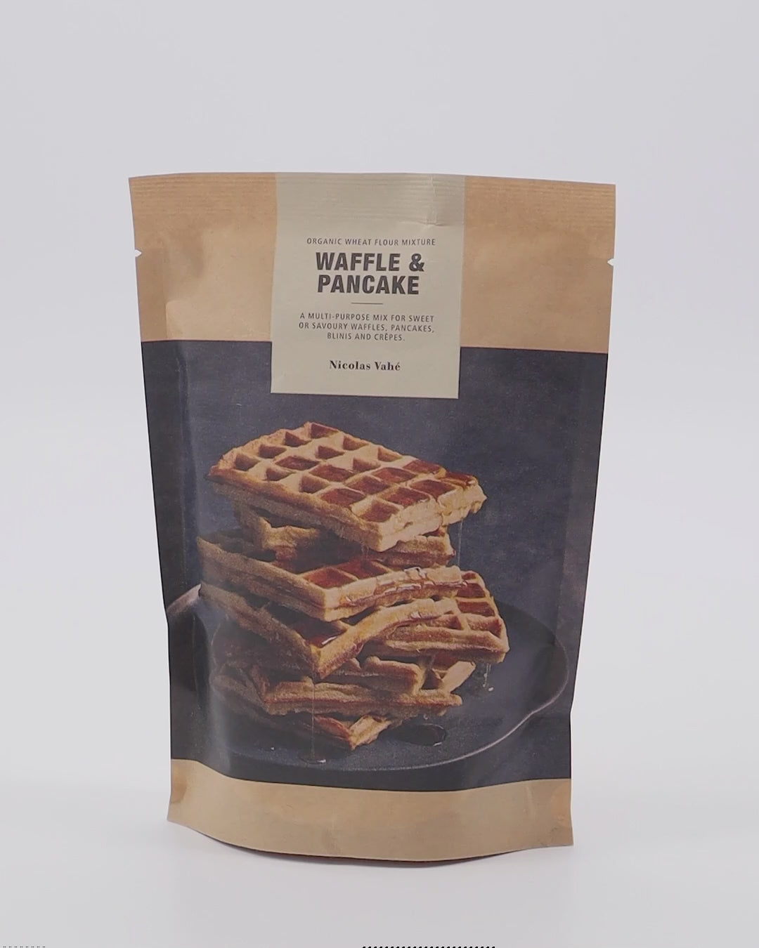 Verwöhnen Sie sich mit dem Bio-Waffel- und Pancake-Mix von Nicolas Vahé.