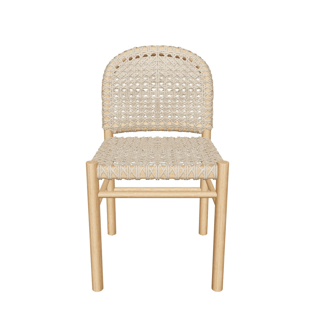 Outdoor-Stuhl Tavira aus hochwertigem Teakholz mit klaren Linien und natürlicher Holzmaserung, perfekt für eine elegante und langlebige Gartengestaltung.