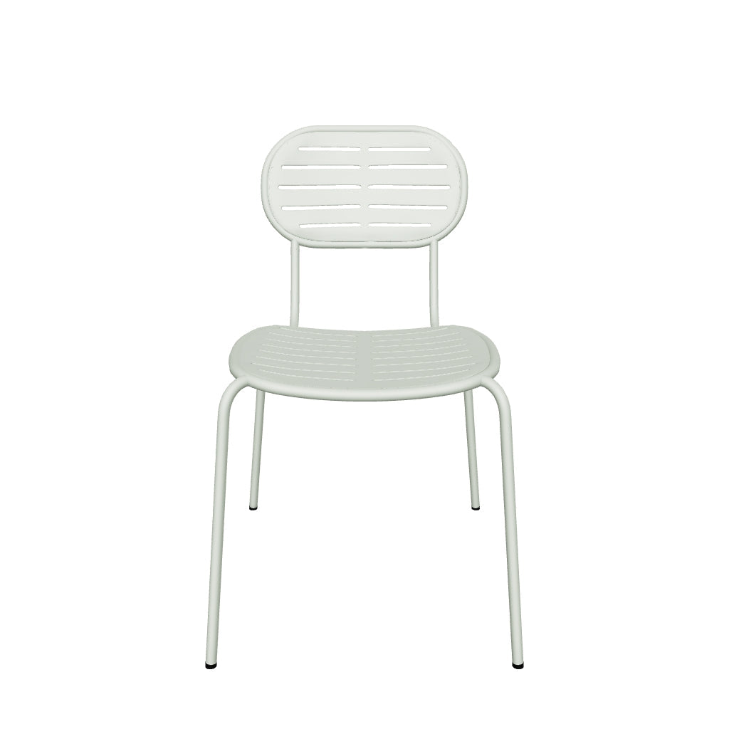 Stapelbarer Outdoor-Stuhl Brai aus robustem, verzinktem Stahl in Türkis, ideal für langlebige und stilvolle Nutzung im Freien.