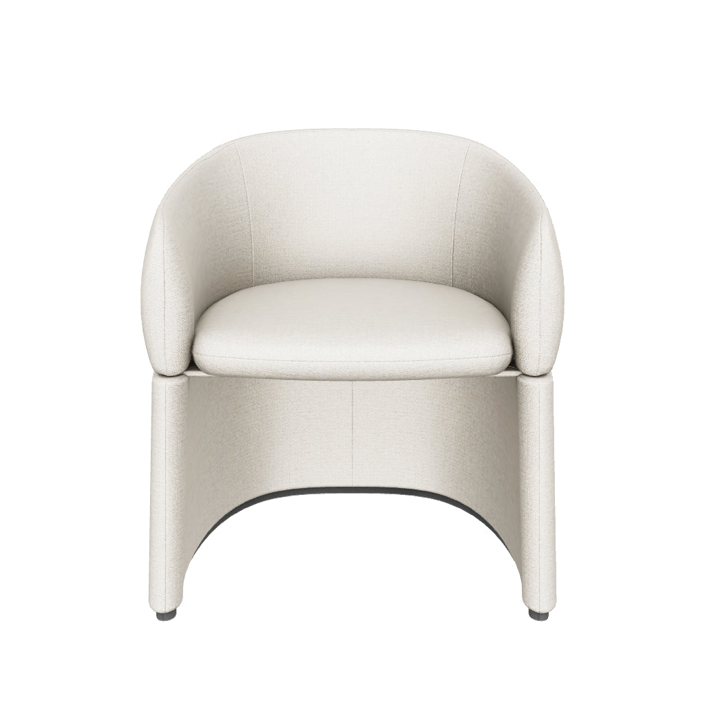 Stuhl Bosca mit beiger Chenille in Beige präsentiert im Onlineshop von KAQTU Design AG. Stuhl mit Armlehne ist von Kave Home