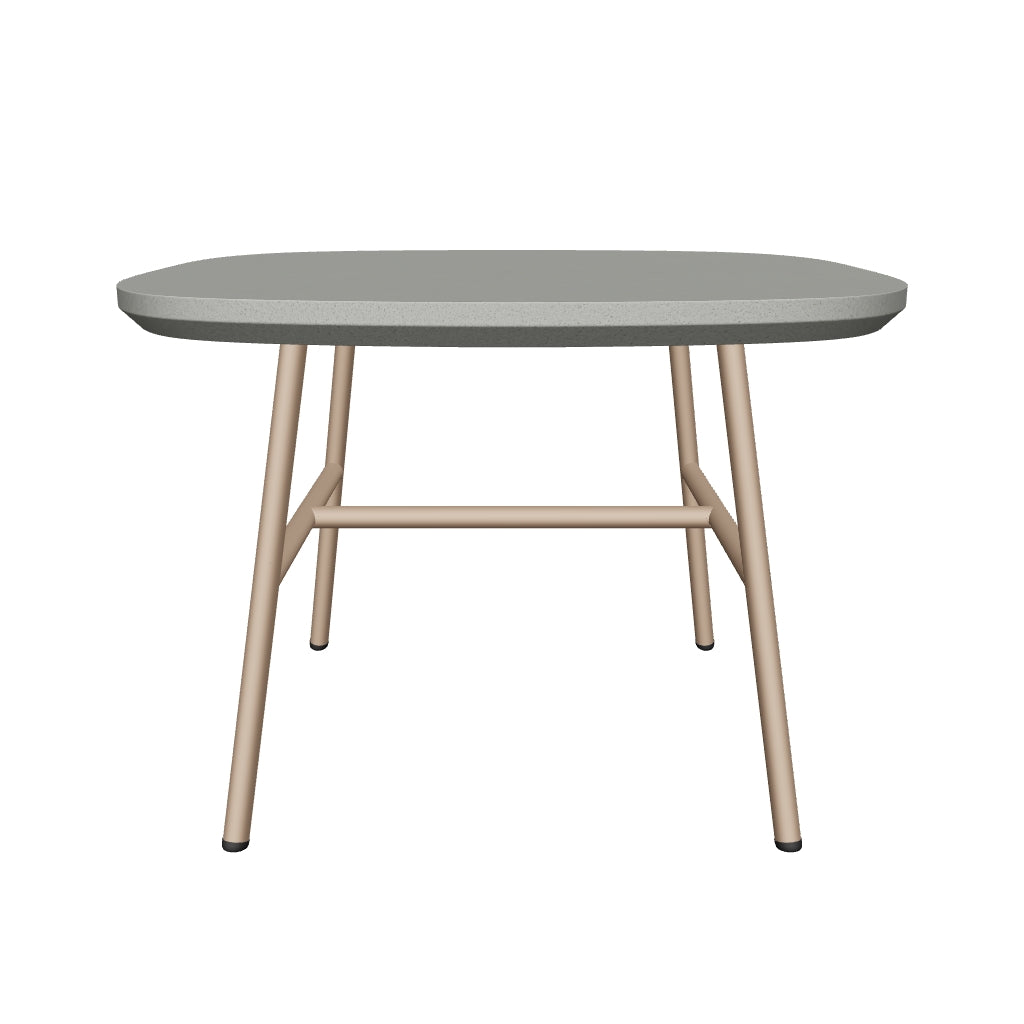 Beistelltisch aus robustem Stahl in modernem Helllila, 60 x 60 cm, mit minimalistischem Design für vielseitige Nutzung im Innen- und Außenbereich.