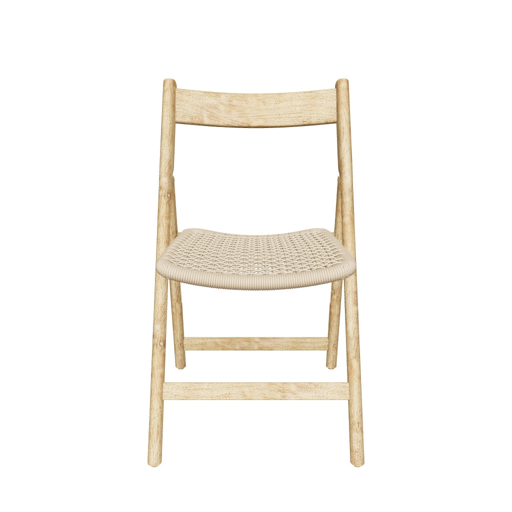 Klappstuhl Dandara aus robustem Akazienholz mit stabiler Stahlstruktur und geflochtener Sitzfläche, ideal für drinnen und draußen.