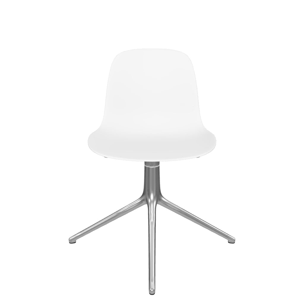 Form Drehstuhl: Skandinavisches Design trifft auf Komfort und Stil.