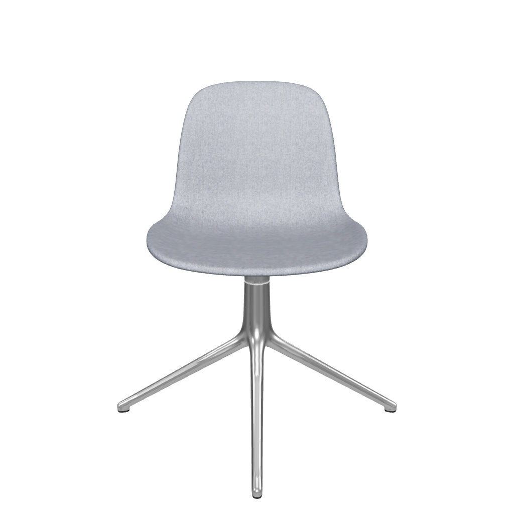 Komfortabler Form Drehstuhl von Normann Copenhagen, stilvoll gepolstert.