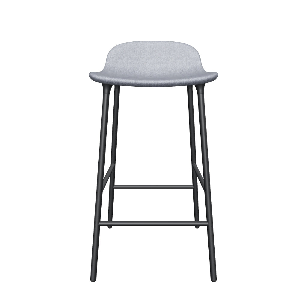 Stilvoller 65 cm Barhocker von Normann Copenhagen, bequem gepolstert.