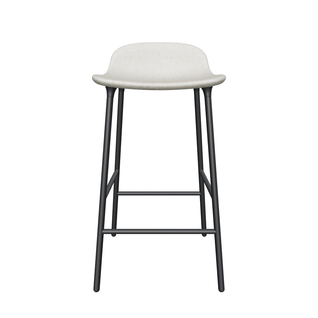 Stilvoller 65 cm Barhocker von Normann Copenhagen, bequem gepolstert.