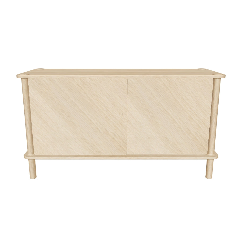 Elegantes Italic Sideboard von Umage: Eiche, 2 Türen, minimalistisches Design, viel Stauraum, skandinavischer Stil.