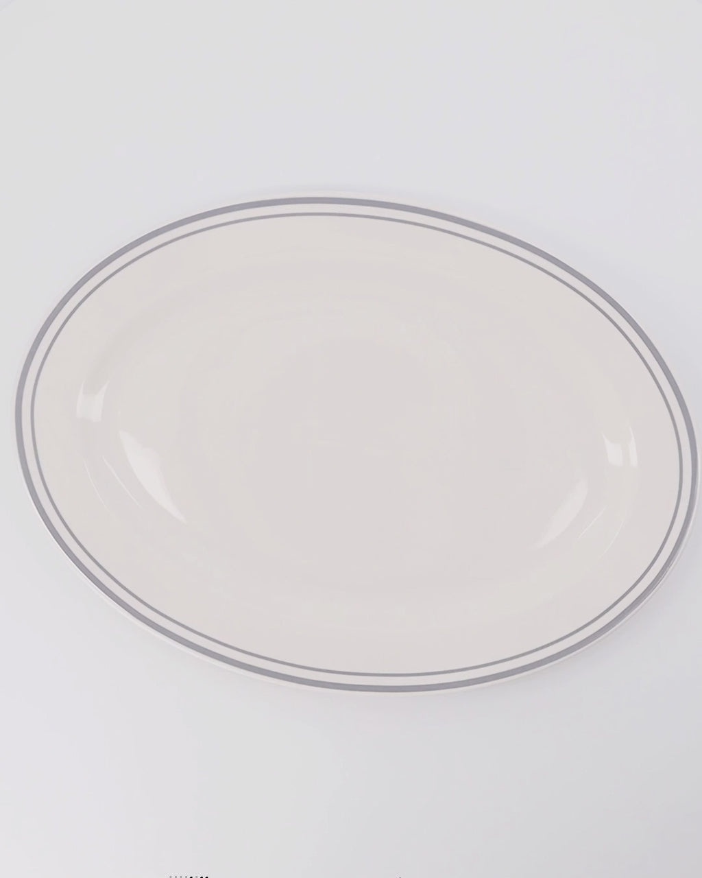 Stilvolle graue NVBistro Servierschale von Nicolas Vahé für Gourmets.