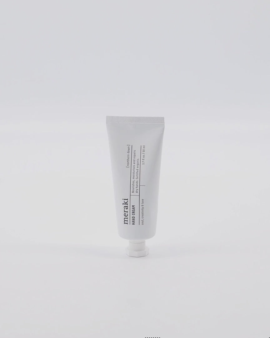 Meraki Northern Dawn Handcreme: Natürliche Pflege für zarte Hände.