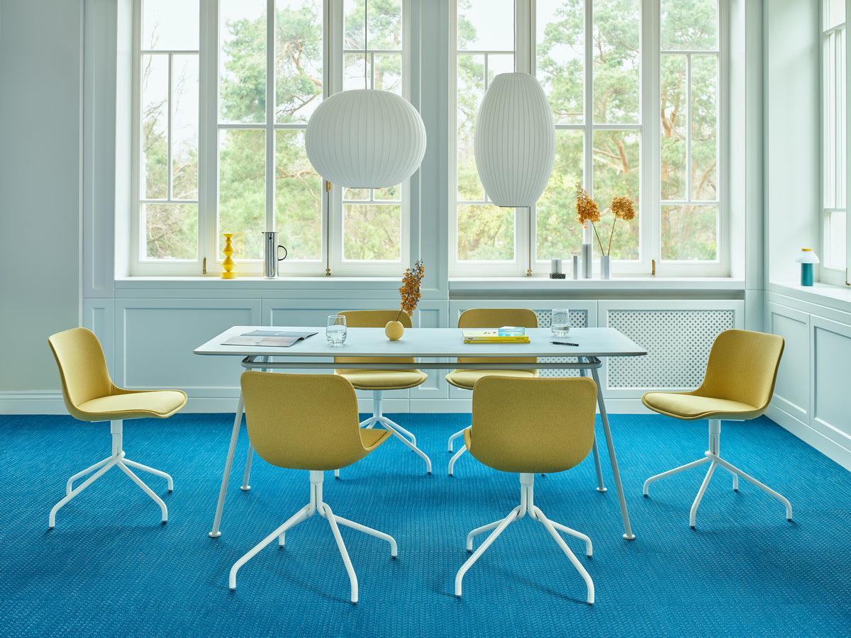 Baltic 2 Classic BLK4P19 - Stuhl Drehbasis in Beige präsentiert im Onlineshop von KAQTU Design AG. Drehstuhl ist von Mdd