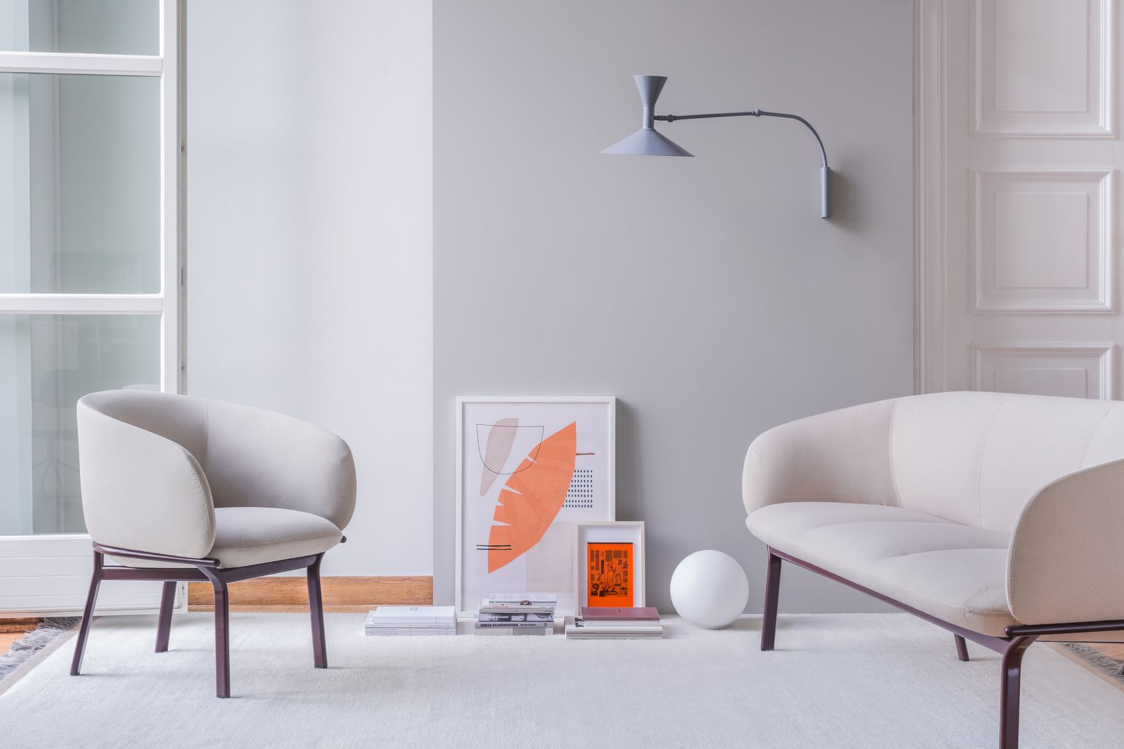 Grace GR03 - Sofa in Grau präsentiert im Onlineshop von KAQTU Design AG. 3er Sofa ist von Mdd