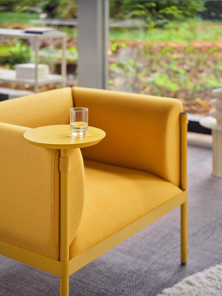 Stilt SIS1 - Sessel niedrige Rückenlehne in Weiss präsentiert im Onlineshop von KAQTU Design AG. Sessel ist von Mdd