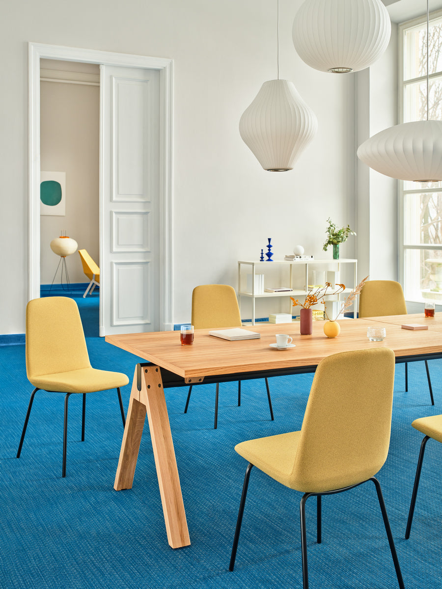 Ulti UKP16 - Stuhl 4-Bein-Gestell in  präsentiert im Onlineshop von KAQTU Design AG. Stuhl ist von Mdd