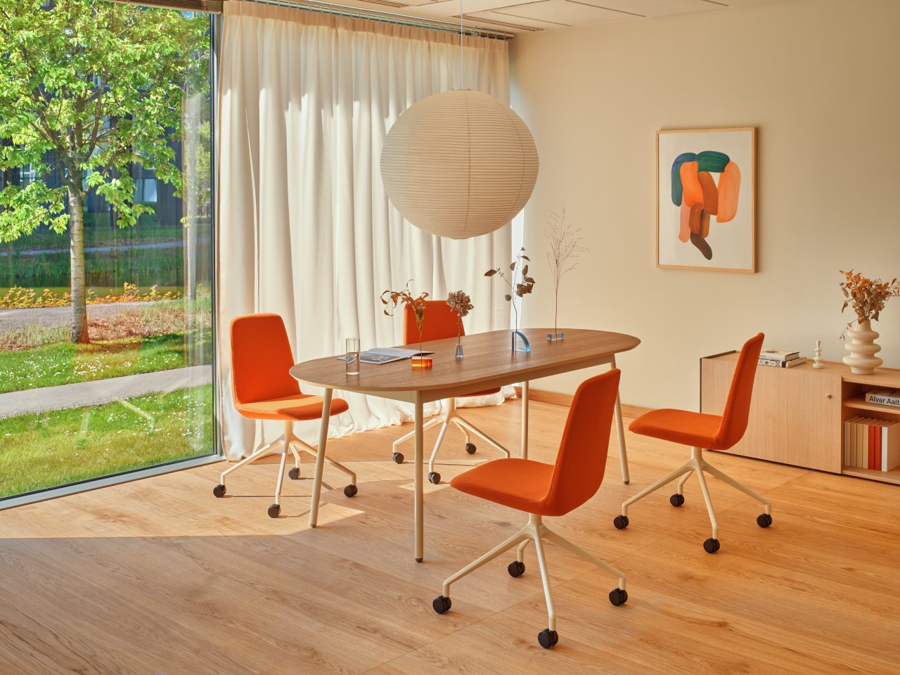 Unit UN18 - Tisch in FENIX Schwarz Matt präsentiert im Onlineshop von KAQTU Design AG. Esstisch ist von Mdd