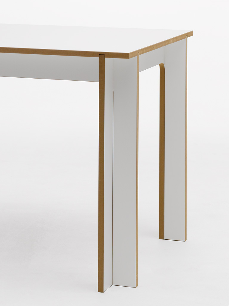 Tojo-tisch groß in weiss präsentiert im Onlineshop von KAQTU Design AG. Esstisch ist von Tojo