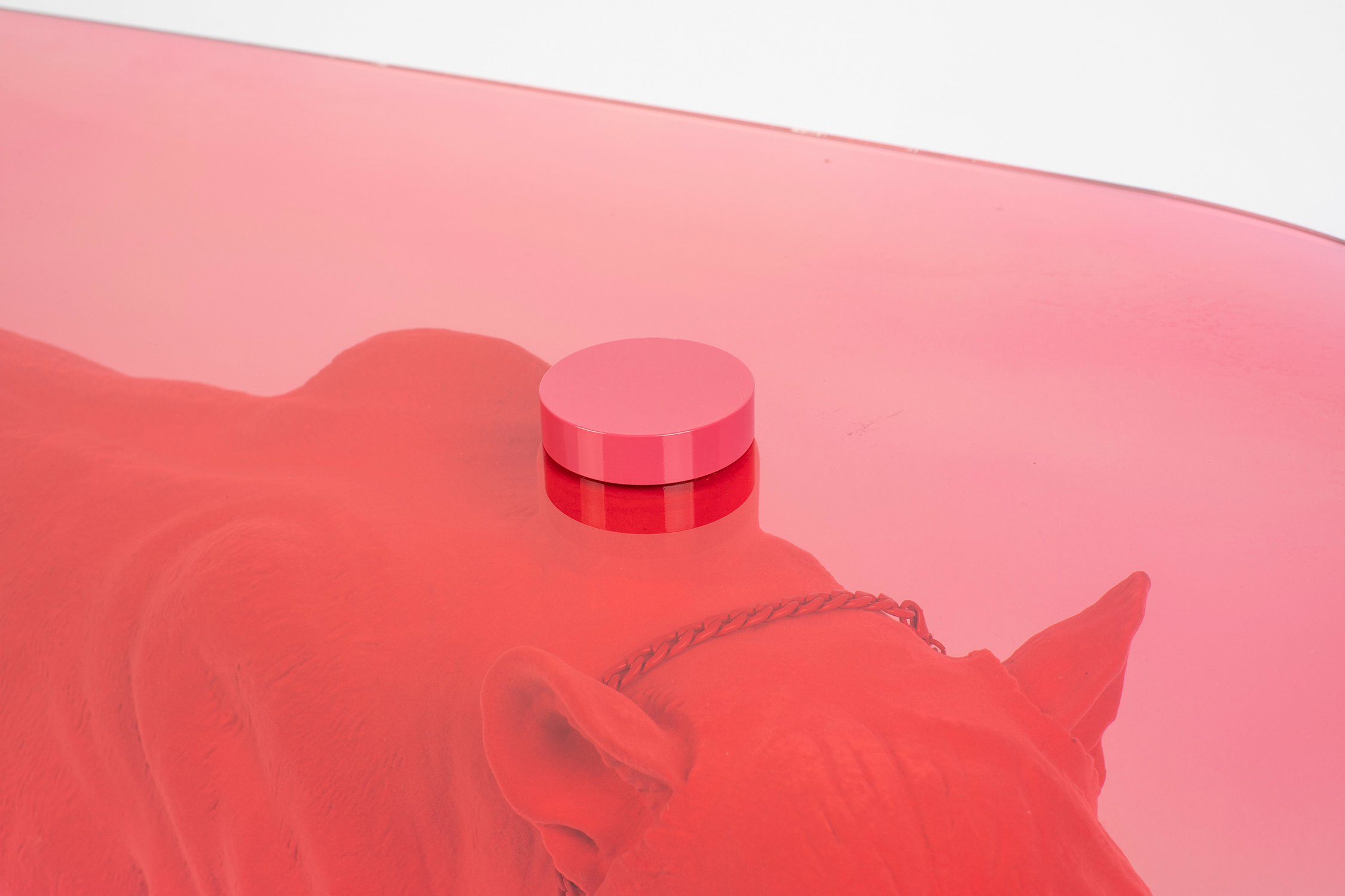 DOPE AS HELL Beistelltisch in Pink präsentiert im Onlineshop von KAQTU Design AG. Beistelltisch ist von Bold Monkey