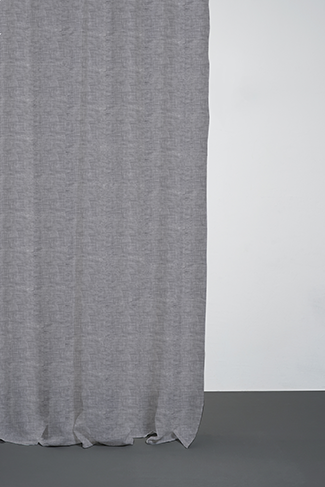 Leinenvorhang in Anthracite präsentiert im Onlineshop von KAQTU Design AG. Vorhang ist von ZigZagZurich