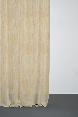 Leinenvorhang in Corn yellow präsentiert im Onlineshop von KAQTU Design AG. Vorhang ist von ZigZagZurich