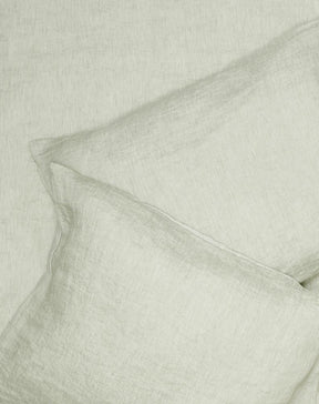 Two Tone Kissenbezug Stonewashed in Hellgrün präsentiert im Onlineshop von KAQTU Design AG. Kissenbezug ist von ZigZagZurich