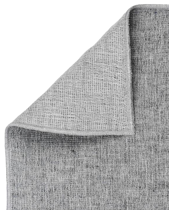 Bettüberwurf Mona in Grau / Dunkelgrau präsentiert im Onlineshop von KAQTU Design AG. Wolldecke ist von ZigZagZurich