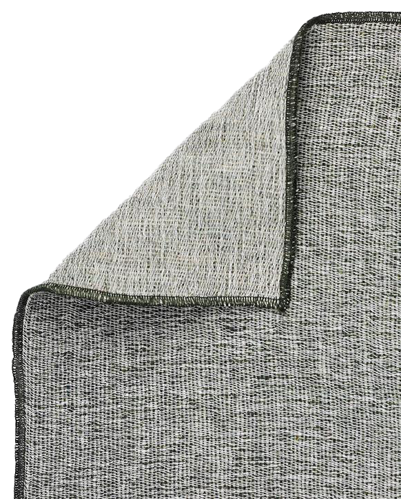 Bettüberwurf Mona in Dunkelgrün präsentiert im Onlineshop von KAQTU Design AG. Wolldecke ist von ZigZagZurich