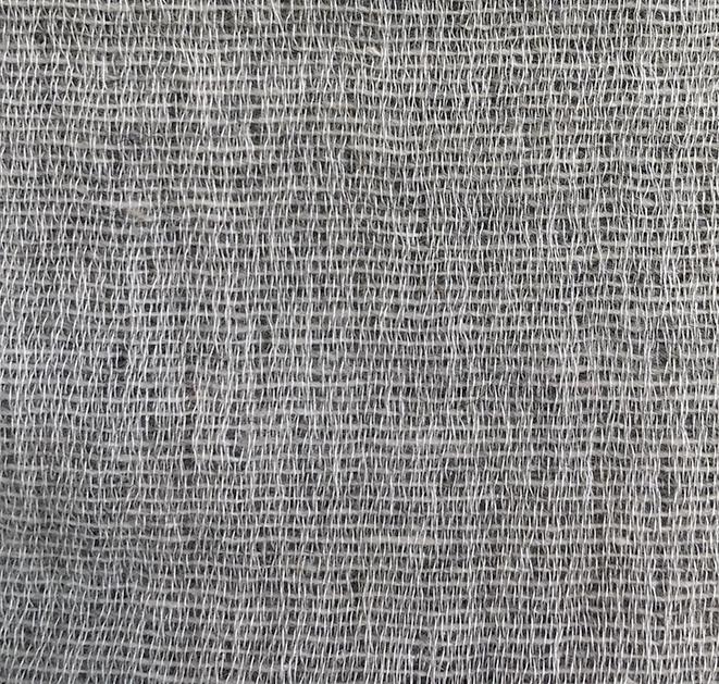 Mona Baumwollvorhang in Grau / Dunkelgrau präsentiert im Onlineshop von KAQTU Design AG. Vorhang ist von ZigZagZurich