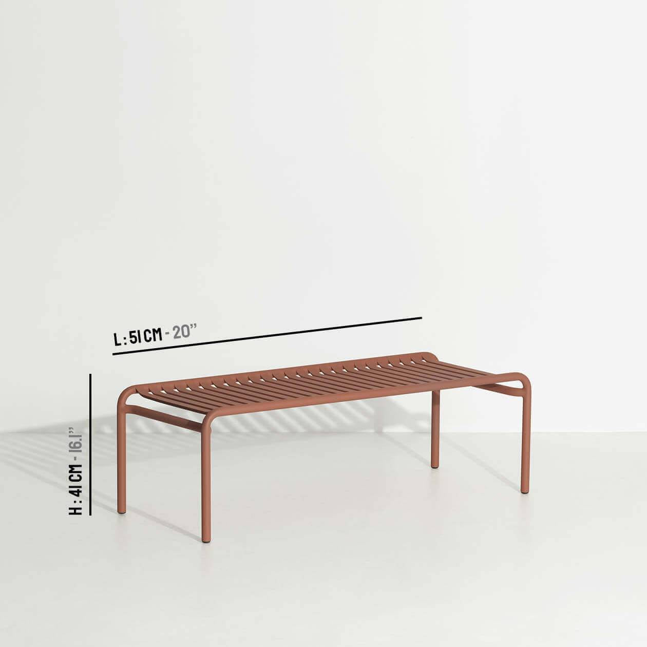 Week-End Coffee Table large in Terracotta präsentiert im Onlineshop von KAQTU Design AG. Beistelltisch Outdoor ist von Petite Friture