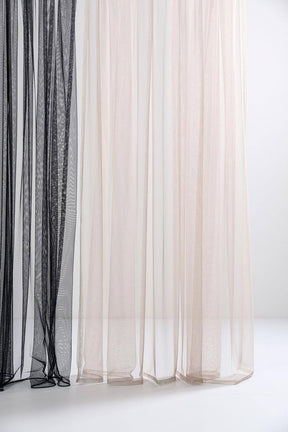 Vorhang Tüll in Rosa präsentiert im Onlineshop von KAQTU Design AG. Vorhang ist von ZigZagZurich