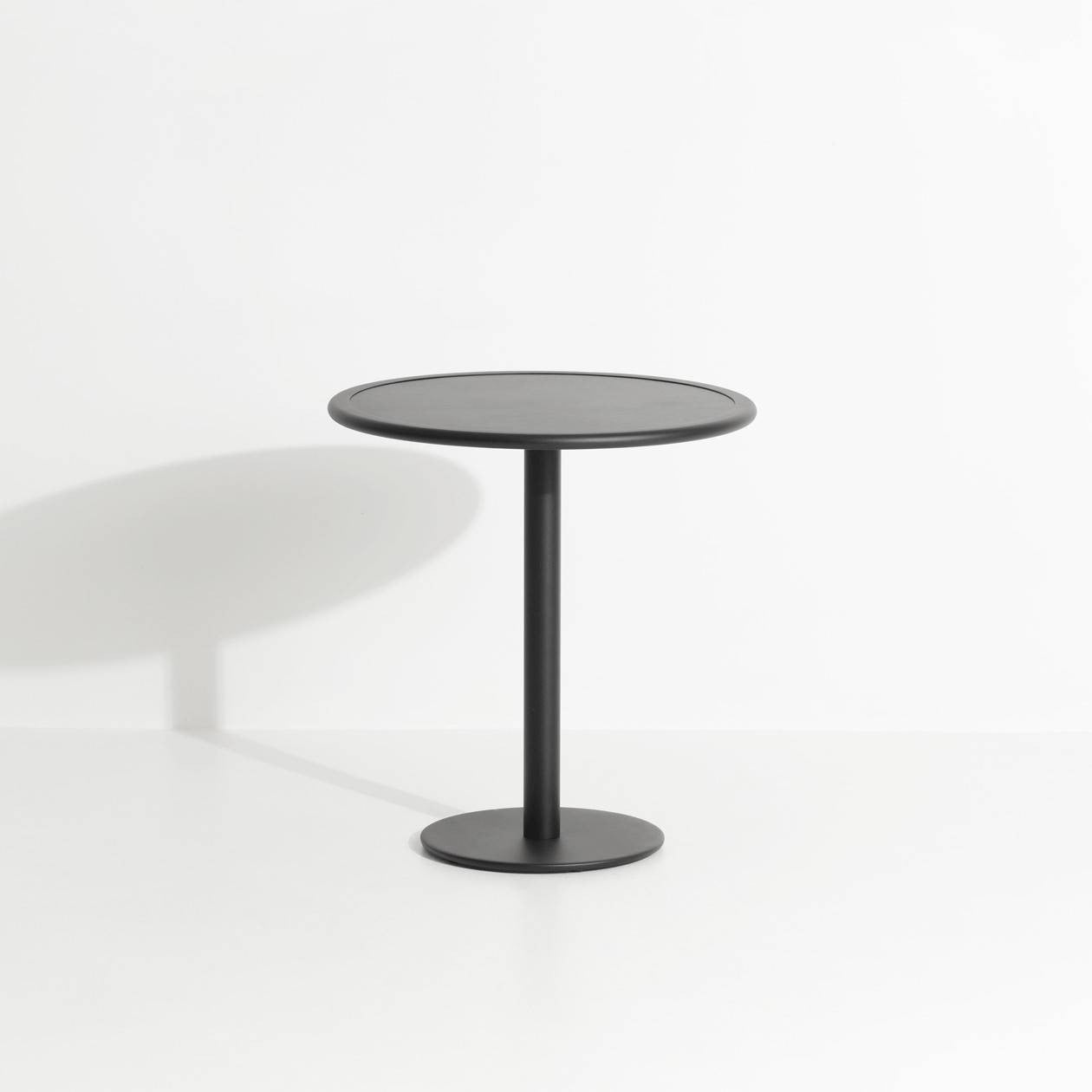 Week-End Dining Table rund in Black präsentiert im Onlineshop von KAQTU Design AG. Gartentisch ist von Petite Friture