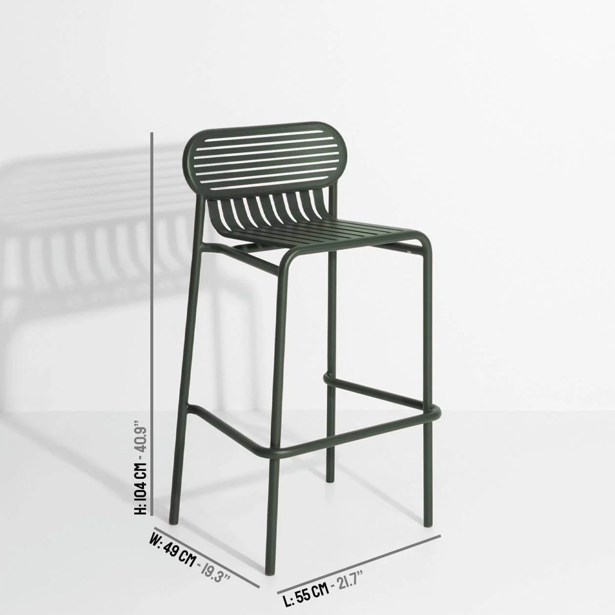 Week-End Barhocker in Green Glass präsentiert im Onlineshop von KAQTU Design AG. Outdoor-Barstuhl ist von Petite Friture