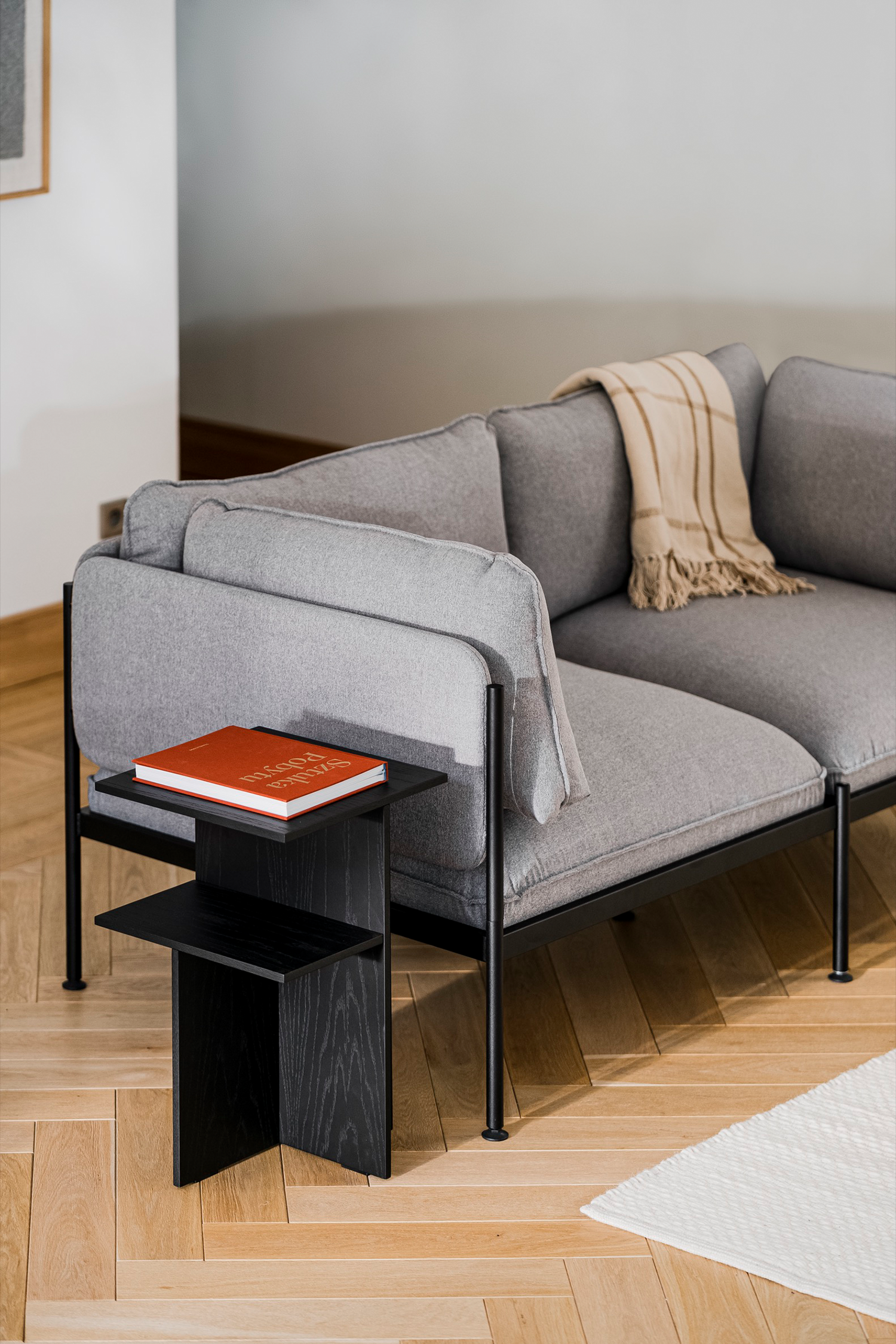 Toom Modular Sofa 2-Sitzer Konfiguration 3 in Pale Grey  präsentiert im Onlineshop von KAQTU Design AG. 2er Sofa ist von Noo.ma