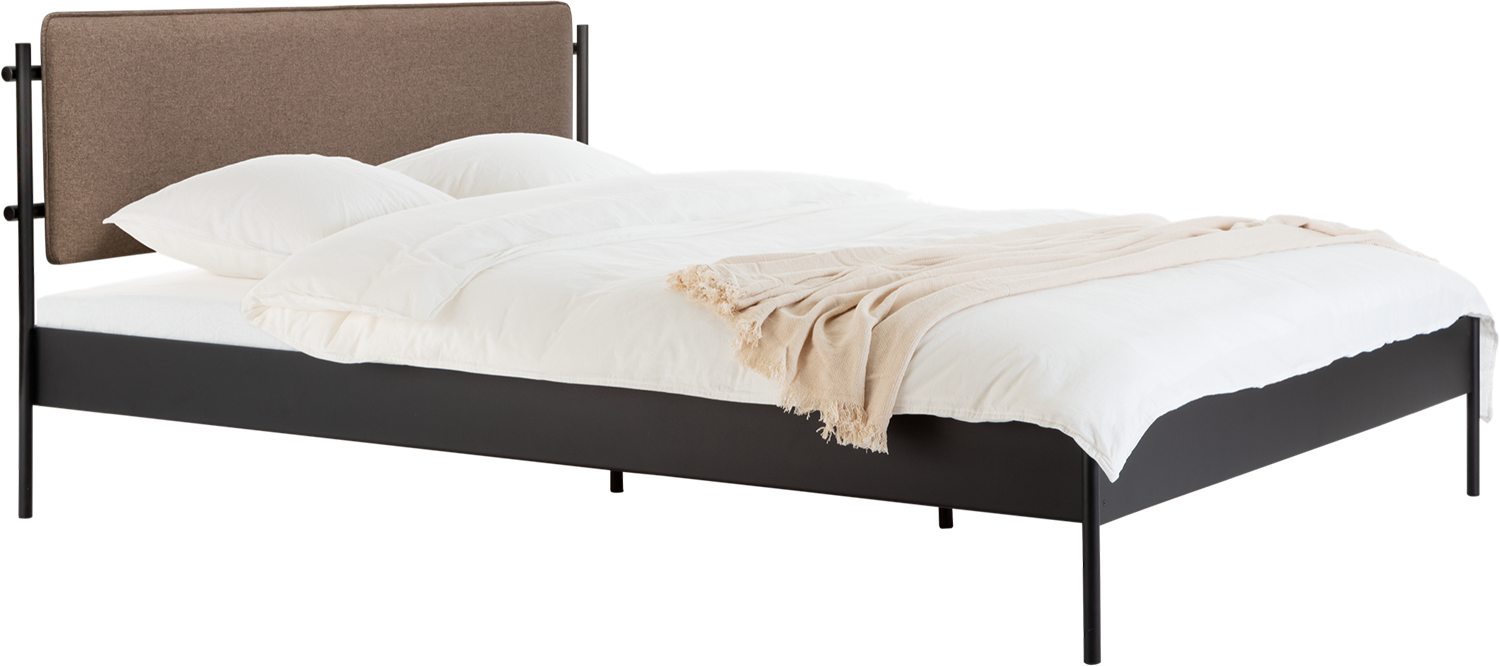 Eton Bett Basic mit Kopfteil und Lattenrost in Schwarz / Iced Coffee Brown präsentiert im Onlineshop von KAQTU Design AG. Bett ist von Noo.ma